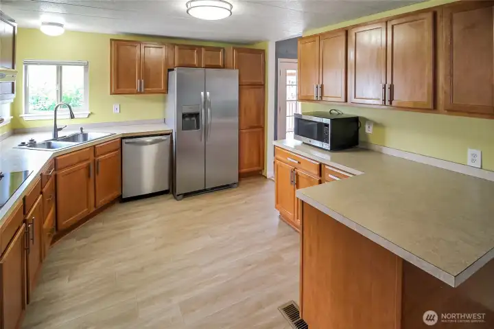 The spacious kitchen with lots of storage.