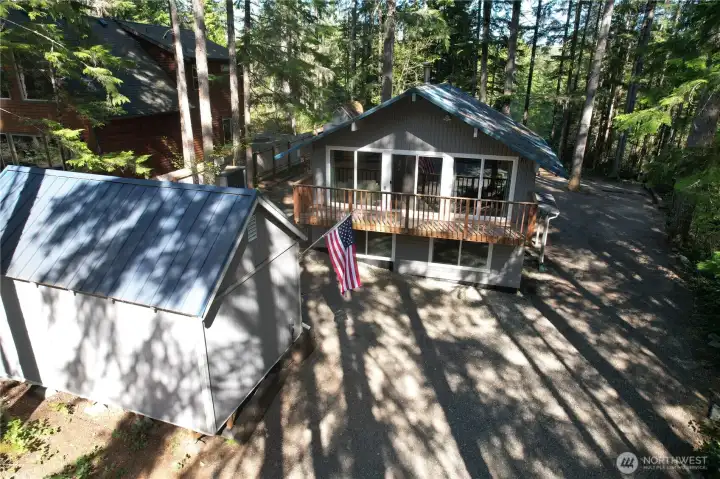 A wonderful cabin in the woods at beautiful Lake Cushman!