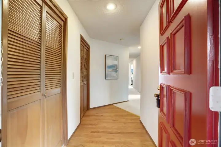 Hardwood floors and generous storage greet you upon entry. Hardwood floors and generous storage greet you upon entry.
