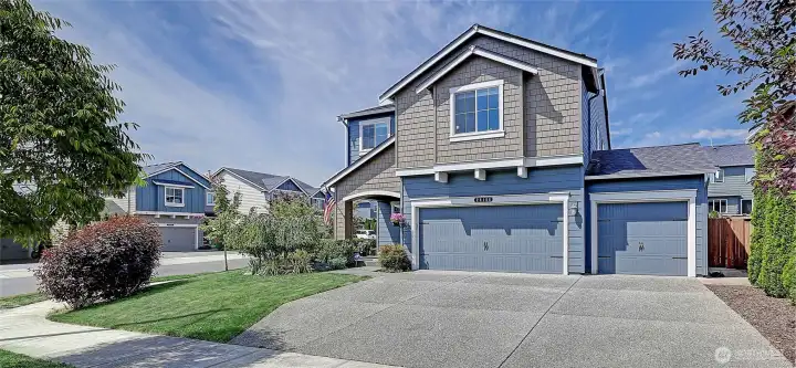 3 car garage - lots of room for toys and storage.