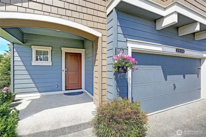 Covered entry way