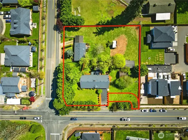 Aerial view with updated lot lines & driveway plan