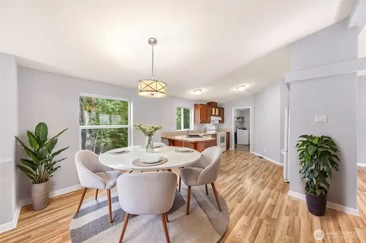 Virtually Staged Dining