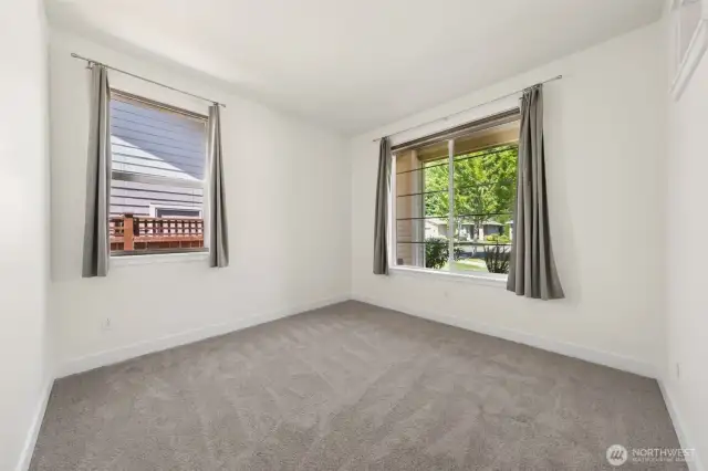Guest bedroom
