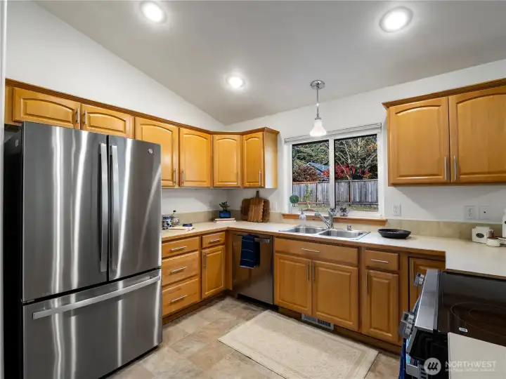 New stainless steel appliances have been installed. Please note that the stove will be replaced with a gas stove with down draft.