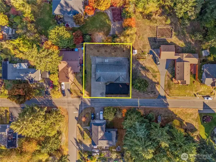 If you an RV, there is a great spot for it to the left of the house. Boundary liines for illustrative purposes only.