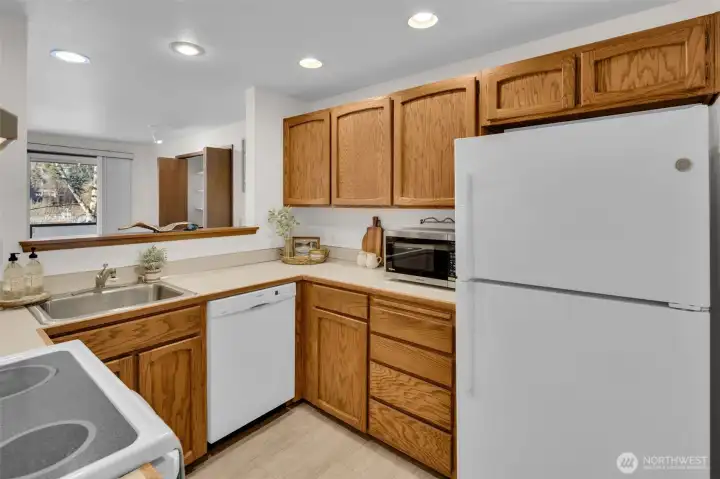 Ample storage in the kitchen