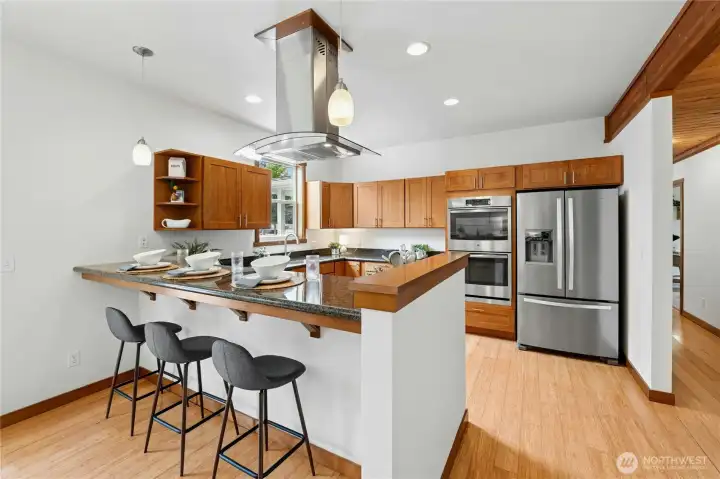 Kitchen with eating space on island
