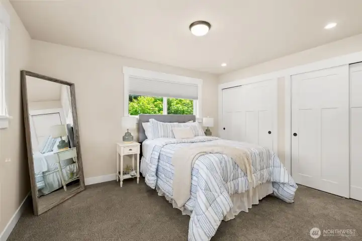 Bright upper level 4th bedroom with double closets. Bright upper level 4th bedroom with double closets.