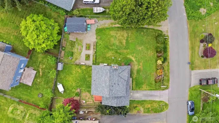 Room to roam, garden, park your boat or RV, and much more.