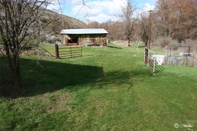 Entrance to separately fenced pasture.
