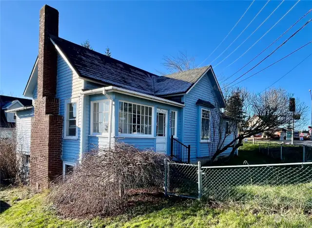 Victorian home offers the perfect blend of old-world charm and contemporary living, making it a timeless yet functional masterpiece