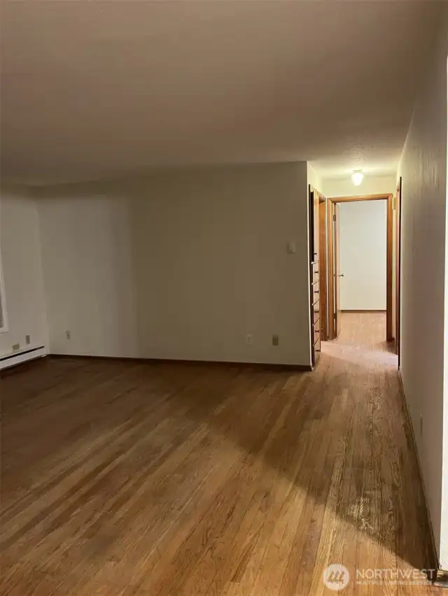 unit 4012 living and hallway