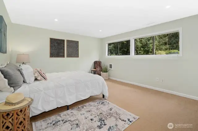 Downstairs is a flex room - guest room? office? flex space?