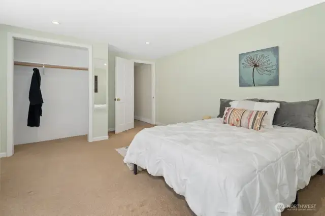 Plenty of closet/storage space here
