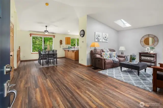 Newer vinyl plank flooring.