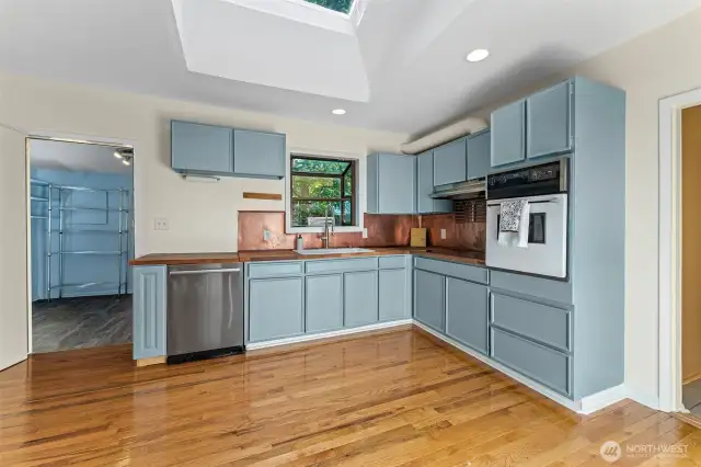 Kitchen with access to Dining Room and Utility Room