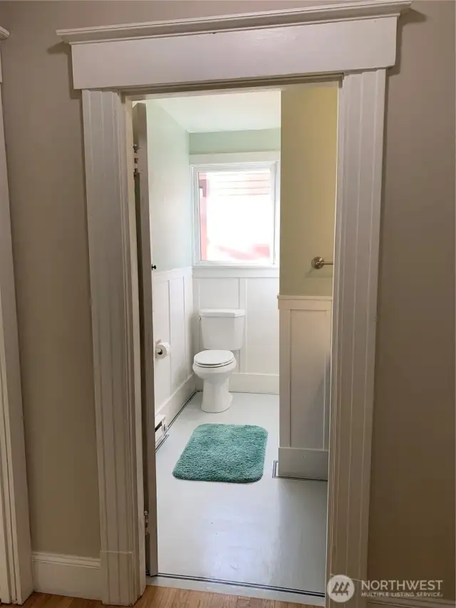 Unit 1 Main bath