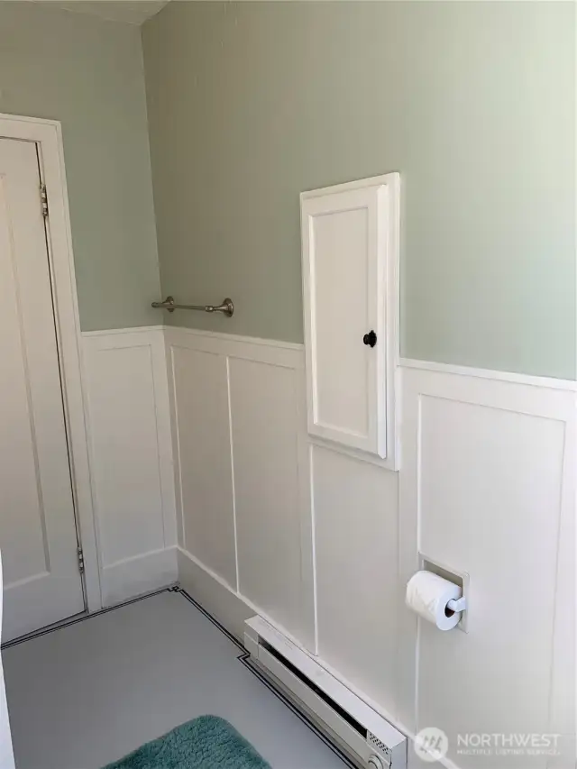 Unit 1 Main bath