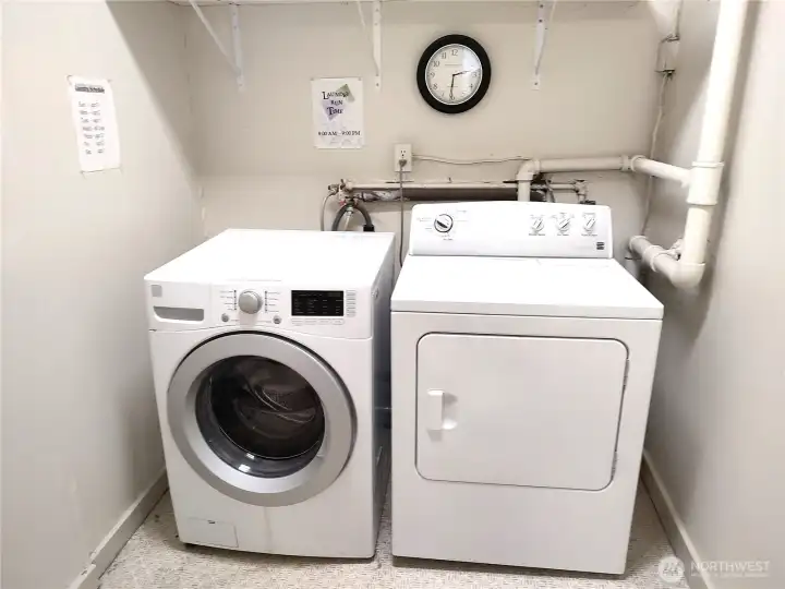 Common laundry area free to the tenants.