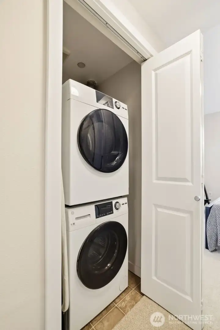 Washer / Dryer in unit