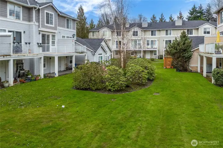 Green Space, HOA maintained