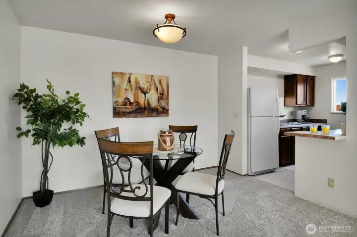 Large dining area adjacent to the kitchen. Large dining area adjacent to the kitchen.