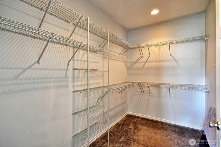 Walk-in pantry in the kitchen Walk-in pantry in the kitchen