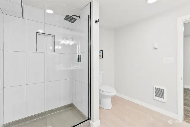Downstairs bath with walk in shower