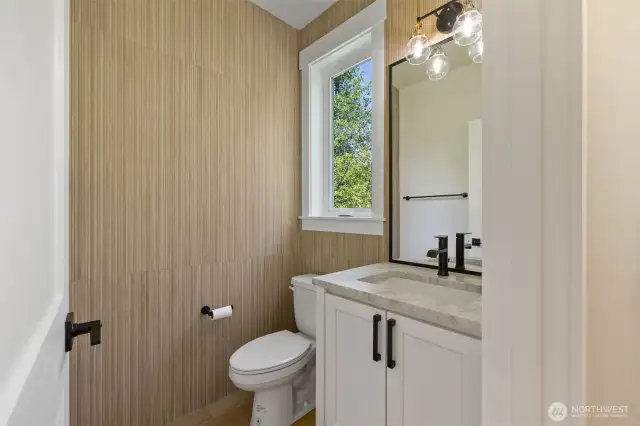 Tile  wall in powder bath