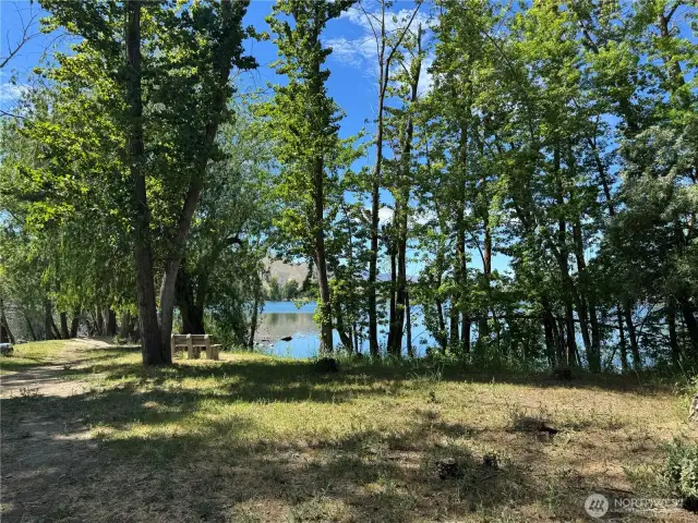 beach/picnic area 1