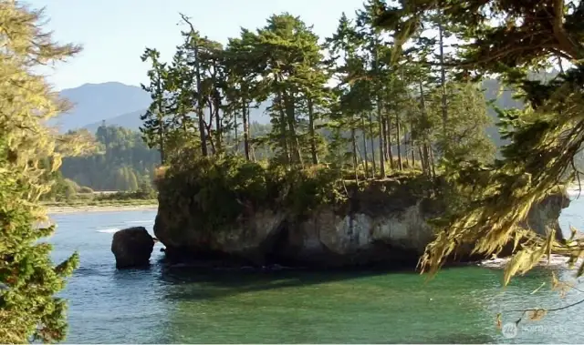 Salt Creek (5 min away)