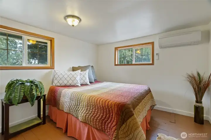 Primary bedroom ...