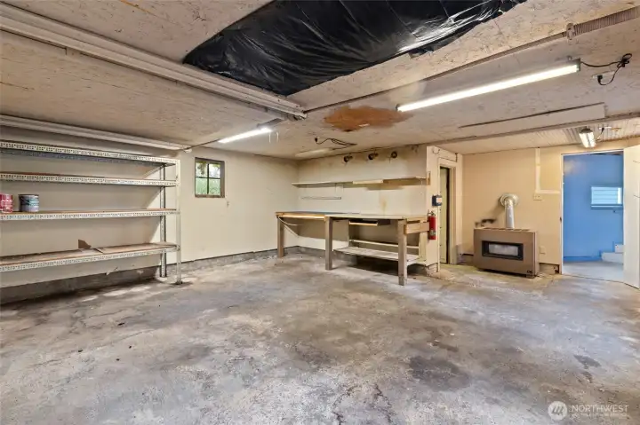 Detached garage ...