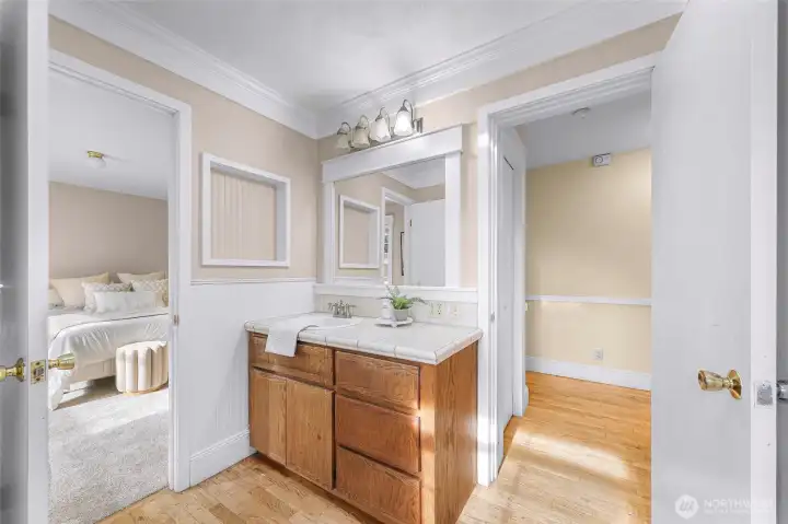 Beautiful crown moldings