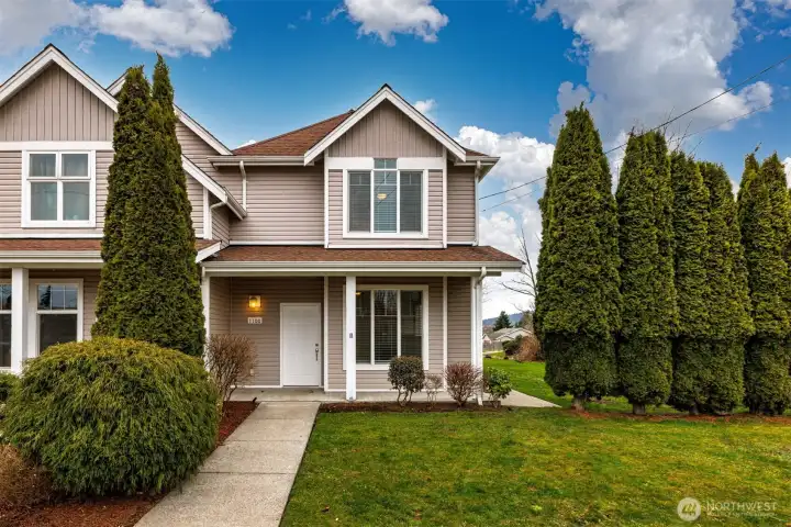 Welcome to a fantastic 6 bed, 5 bath duplex! New fence and gate system installed 2023/2024 - not photographed.