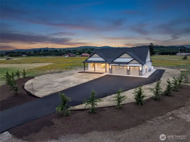 Home is complete and move in ready! Home is complete and move in ready!