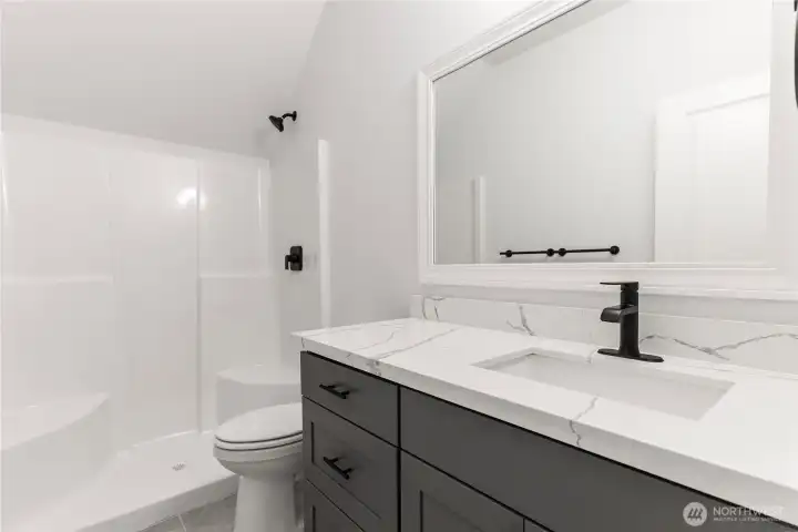 PHOTOS ARE FOR ILLUSTRATION PURPOSES