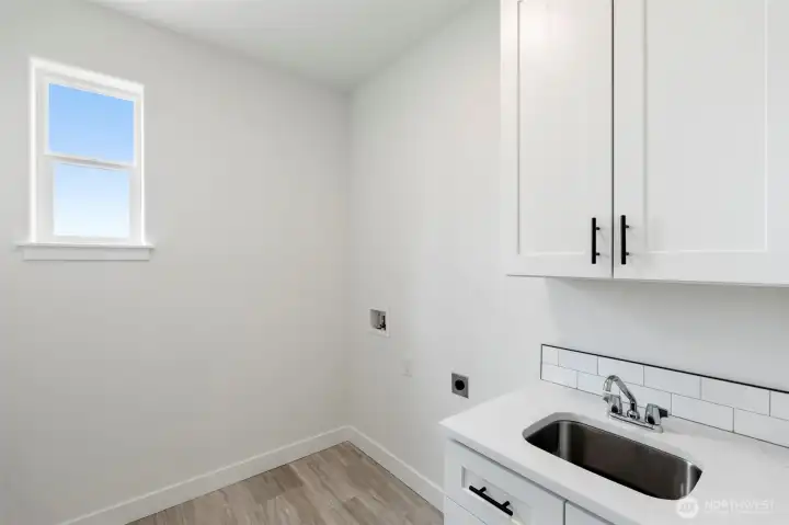 Home is complete and move in ready! Home is complete and move in ready!