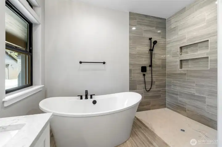 PHOTOS ARE FOR ILLUSTRATION PURPOSES