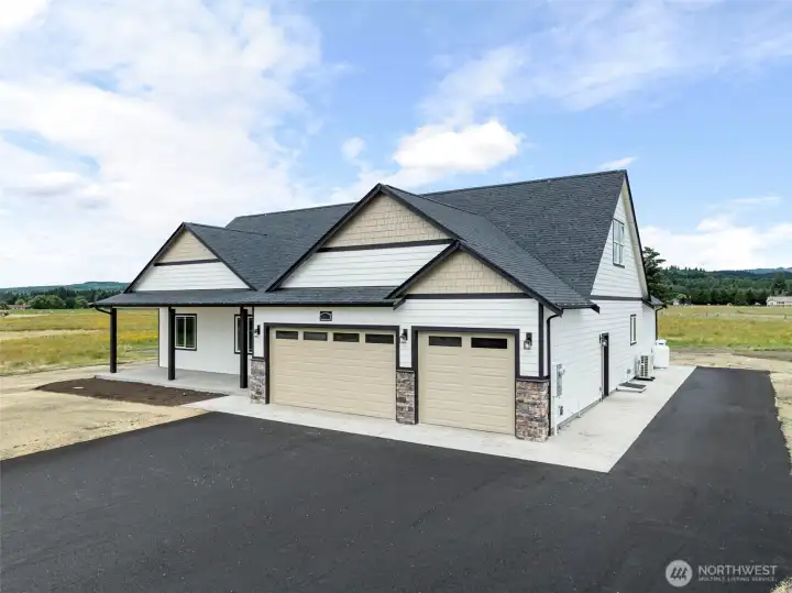 Home is complete and move in ready! Home is complete and move in ready!