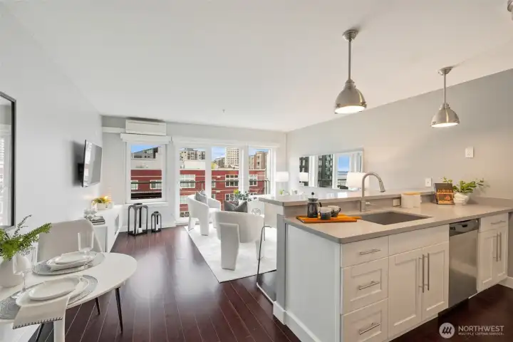 This unit has air conditioning for year round comfort