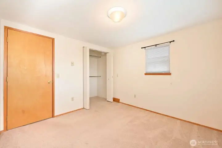 Separate 528sf fully permitted ADU with 1 bed and 1 bath.