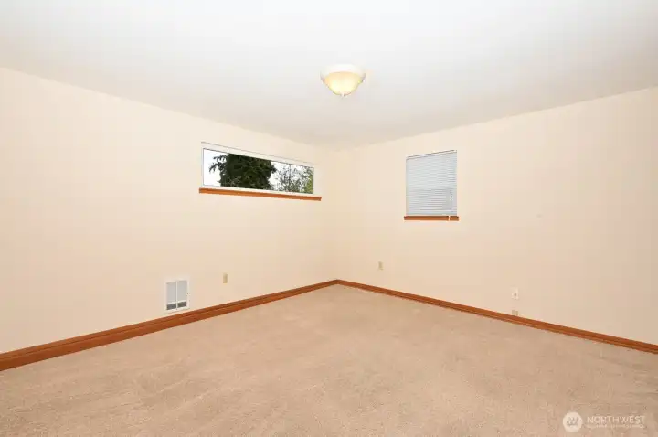 Separate 528sf fully permitted ADU with 1 bed and 1 bath.