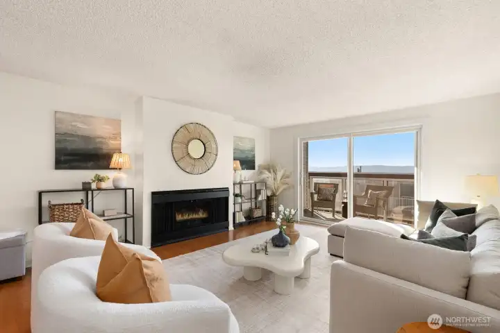 Big views, big fireplace (gas), big smiles