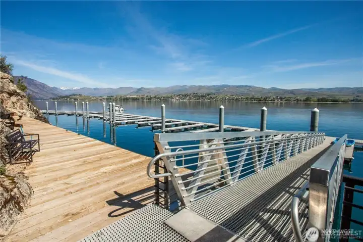 Chelan Ridge Owner's get access to at the marina perfect for this warm summer days!