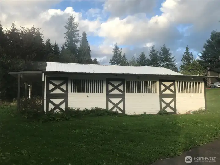 Barn 2