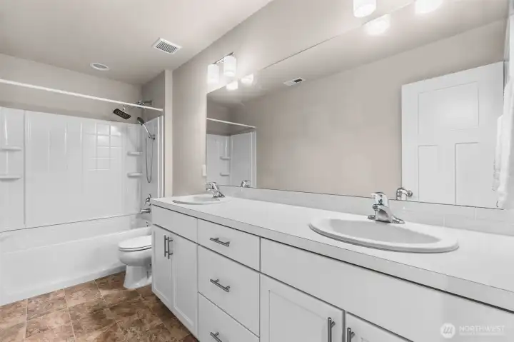 Double vanity hall bath
