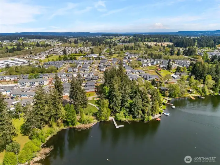 Cantergrove at Long Lake