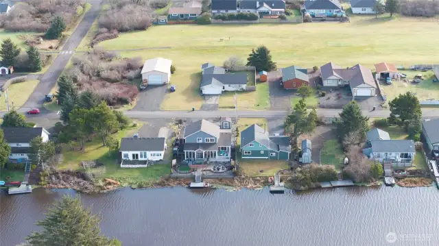 A great location between the Grand Canal and the golf course.